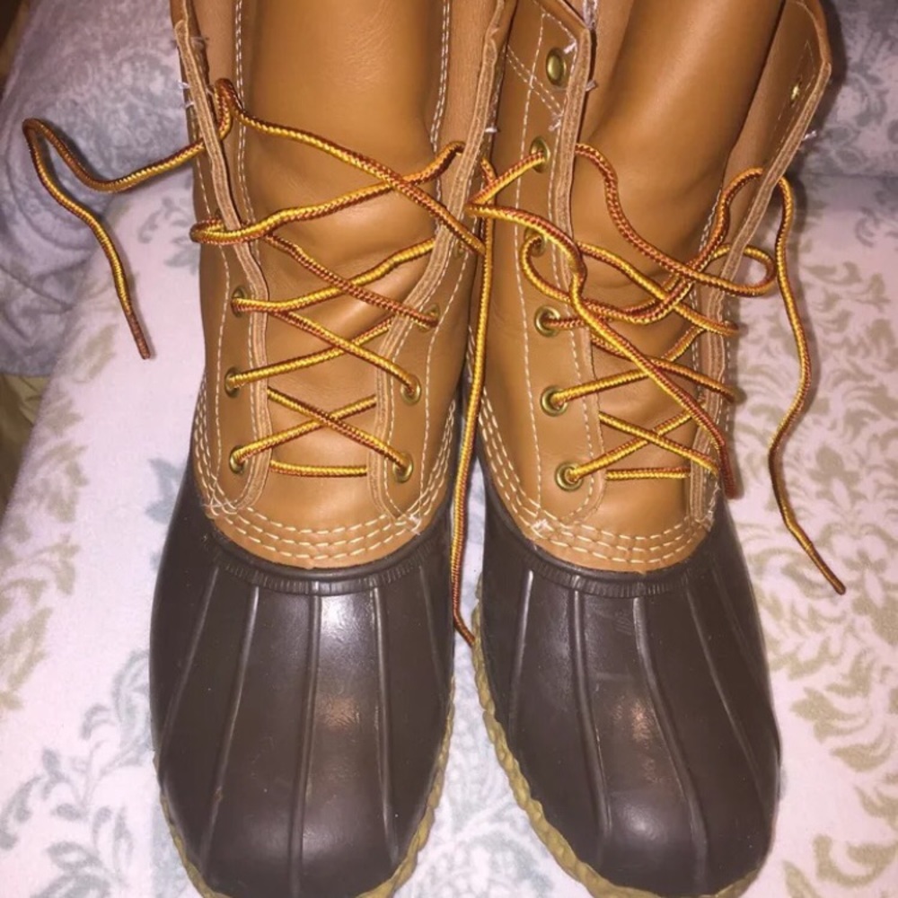 LL BEAN duck boots size 9
